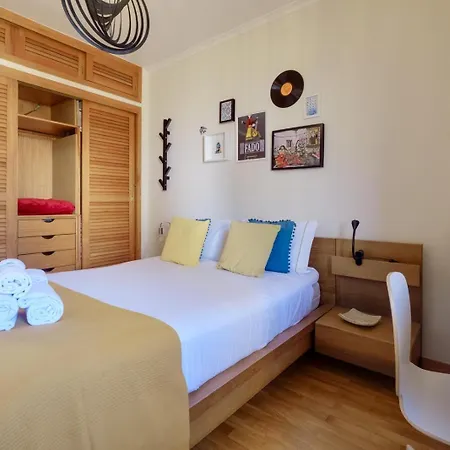 بيت للعطل 2 Bdr Guadiana House Garden Metro Station 2min