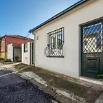 Σπίτι διακοπών 2 Bdr Guadiana House Garden Metro Station 2min *