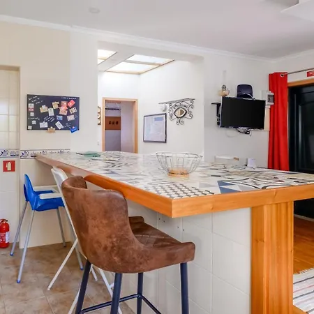 2 Bdr Guadiana House Garden Metro Station 2min Porto