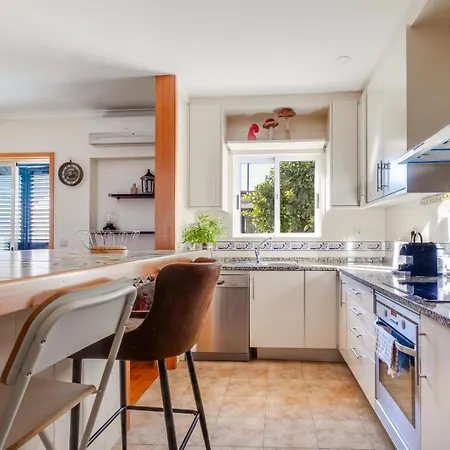 2 Bdr Guadiana House Garden Metro Station 2min *