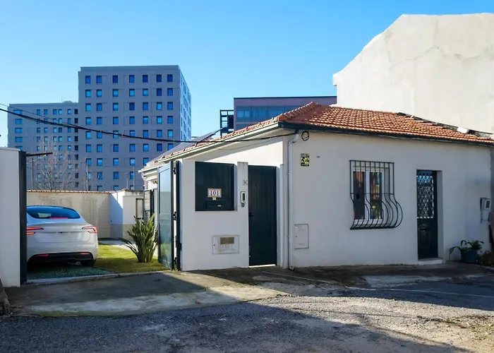 2 Bdr Guadiana House Garden Metro Station 2min *