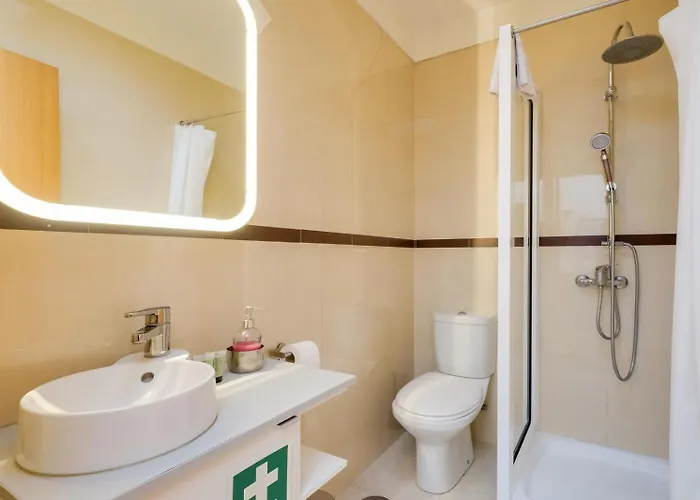 2 Bdr Guadiana House Garden Metro Station 2min *