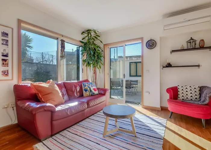 2 Bdr Guadiana House Garden Metro Station 2min