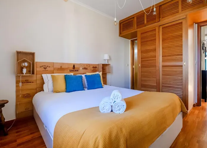 2 Bdr Guadiana House Garden Metro Station 2min Ferienhaus *