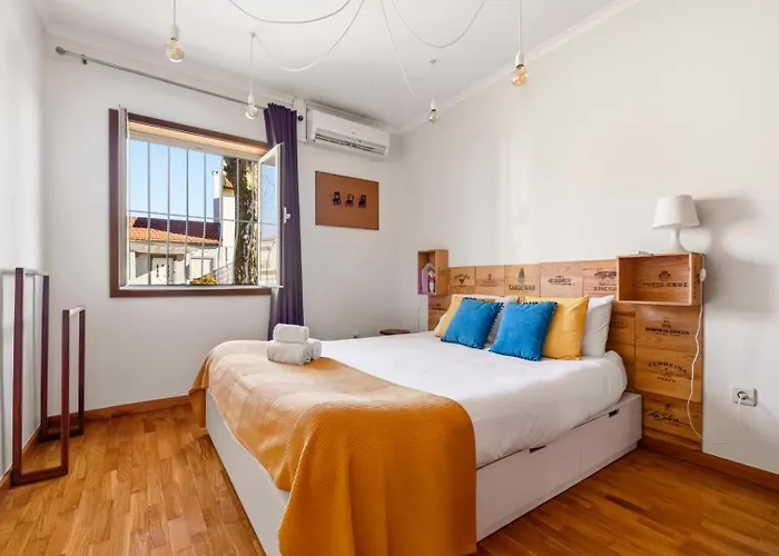 2 Bdr Guadiana House Garden Metro Station 2min Ferienhaus Porto