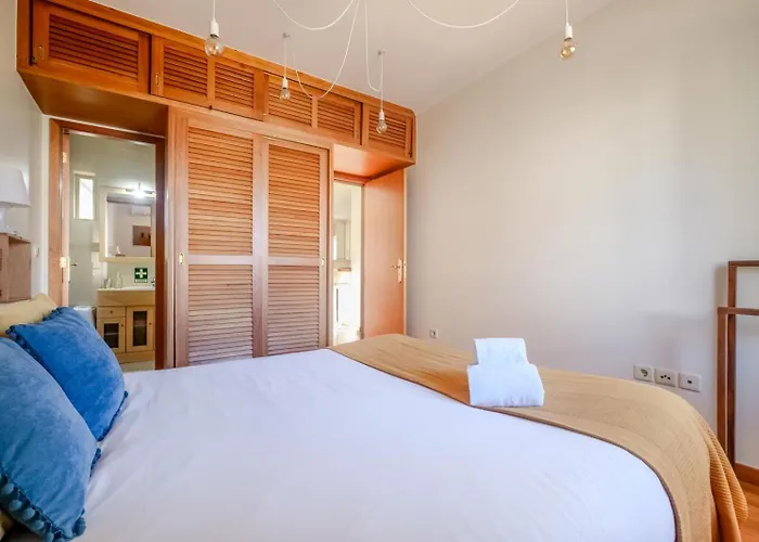 Ferienhaus 2 Bdr Guadiana House Garden Metro Station 2min