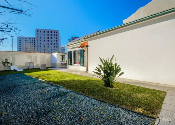 Ferienhaus 2 Bdr Guadiana House Garden Metro Station 2min *