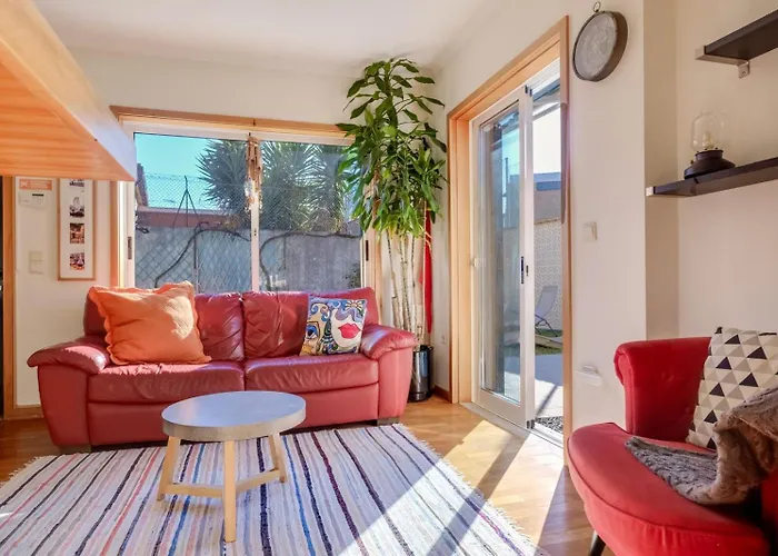 2 Bdr Guadiana House Garden Metro Station 2min Ferienhaus